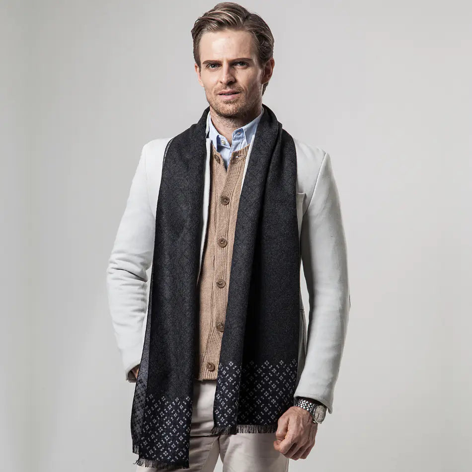 Classic Plaid Scarf for Men - Warm and Stylish